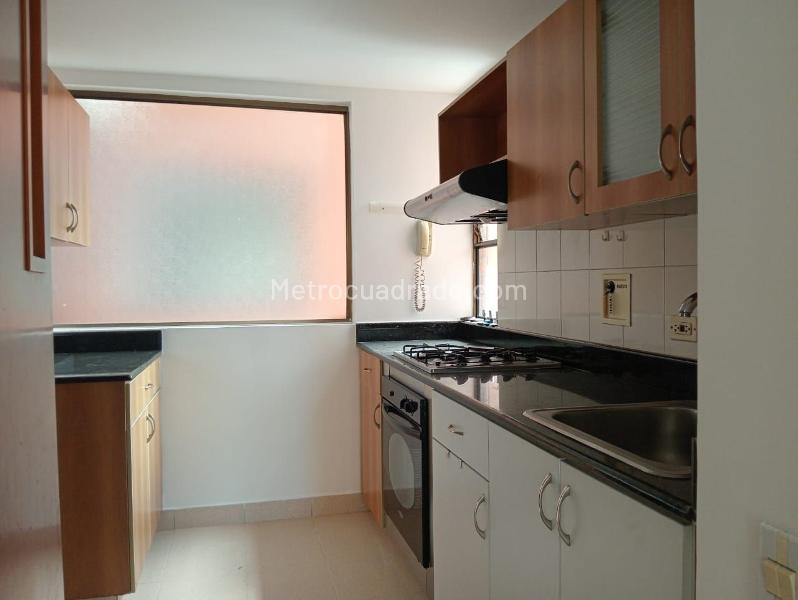 Apartamento Moderno de 2 Alcobas con Amenidades en Laureles - 6