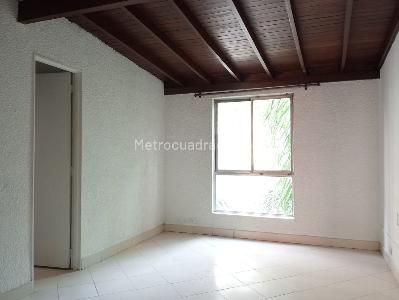 Apartamento de 3 alcobas en venta en Conquistadores, Medellín, 165 m² · foto 12 de 19