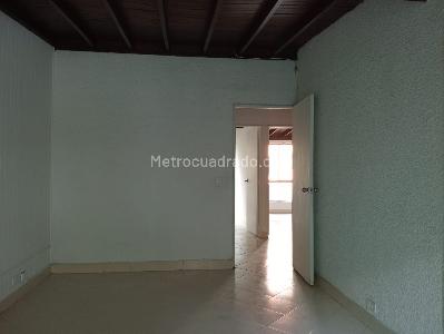 Apartamento de 3 alcobas en venta en Conquistadores, Medellín, 165 m² · foto 15 de 19