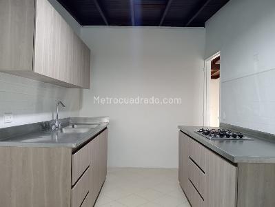 Apartamento de 3 alcobas en venta en Conquistadores, Medellín, 165 m² · foto 4 de 19