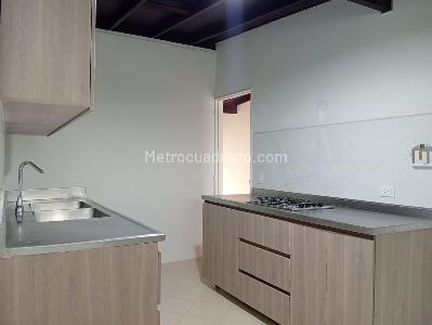 Apartamento de 3 alcobas en venta en Conquistadores, Medellín, 165 m² · foto 5 de 19