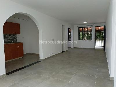 Casa de 2 alcobas en arriendo en Belen La Palma, Medellín, 80 m² · foto 2 de 20