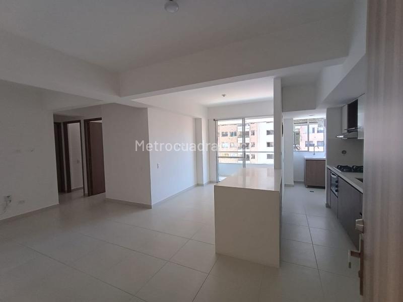 Apartamento de 3 Alcobas en Calasanz - 2