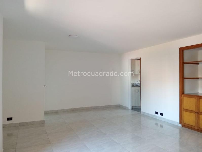 Apartamento exterior en arriendo en Laureles (2 alcobas, 2 baños) - 5