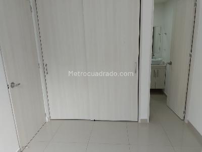 Apartamento en arriendo en Belen, Medellín · foto 10 de 19