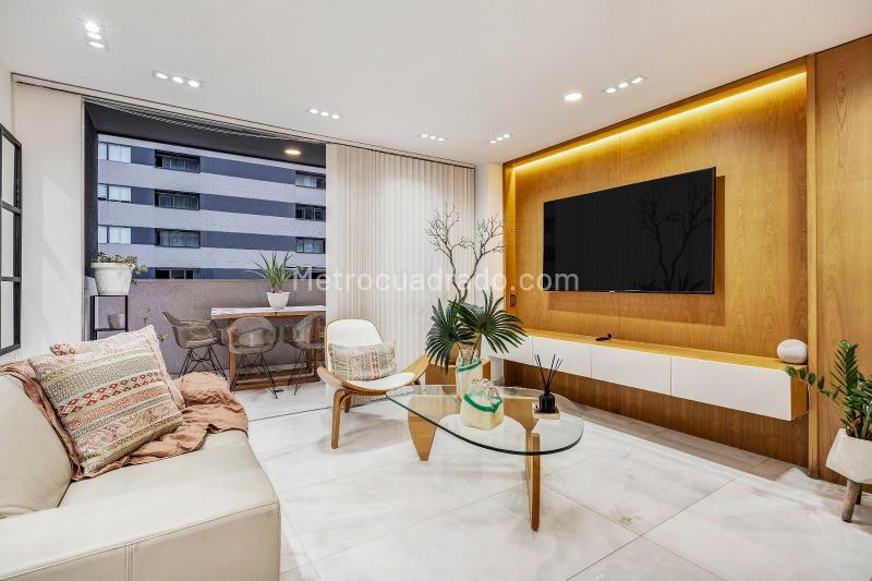 Furnished 3BR Apartment for Rent in Guayabal with Balcony