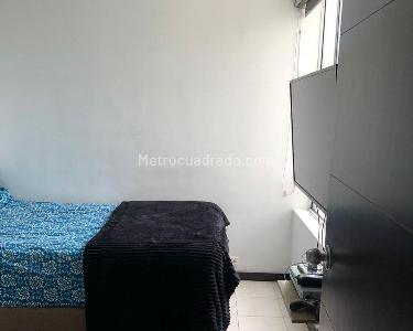 Apartamento en venta en Laureles, Medellín · foto 8 de 13