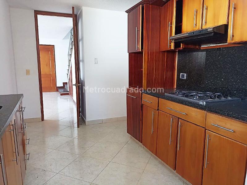 Apartamento Dúplex de 3 Alcobas en Belén, Unidad Cerrada - 6