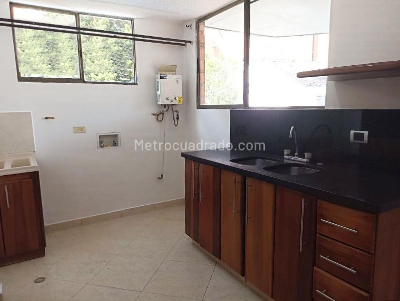 Apartamento Dúplex de 3 Alcobas en Belén, Unidad Cerrada - 7