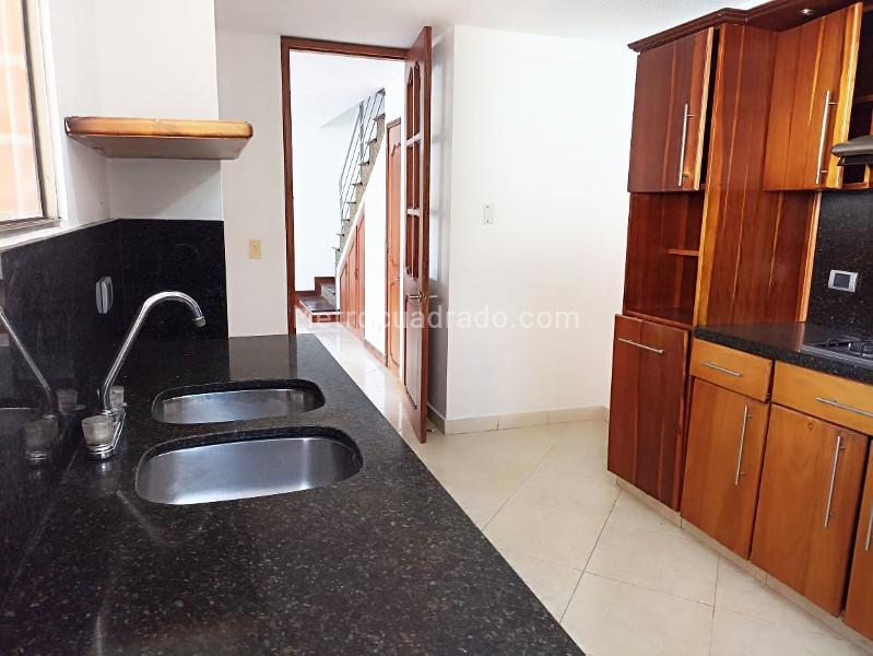 Apartamento Dúplex de 3 Alcobas en Belén, Unidad Cerrada - 8