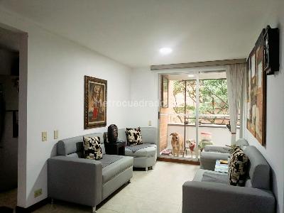 Apartamento en venta en Belen, Medellín · foto 2 de 17