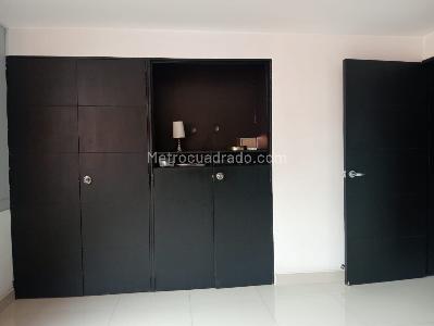 Apartamento de 3 alcobas en venta en Laureles, Medellín, 154 m² · foto 12 de 18