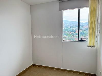 Apartamento en venta en La America, Medellín · foto 11 de 19