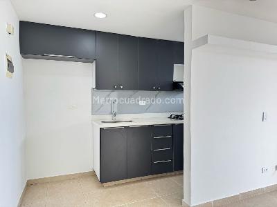Apartamento en venta en La America, Medellín · foto 3 de 19