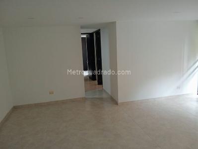 Apartamento en venta en La America, Medellín · foto 2 de 17