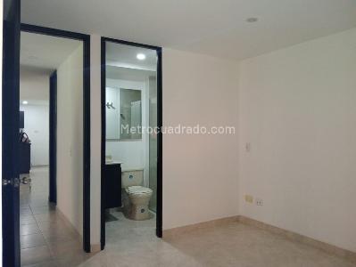 Apartamento en venta en La America, Medellín · foto 8 de 17
