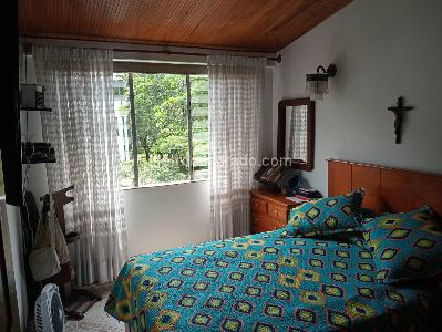 Apartamento de 4 alcobas en venta en Laureles, Medellín, 94 m² · foto 11 de 18