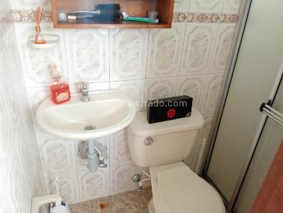 Apartamento de 4 alcobas en venta en Laureles, Medellín, 94 m² · foto 16 de 18