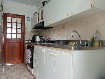 Apartamento de 4 alcobas en venta en Laureles, Medellín, 94 m² · foto 7 de 18