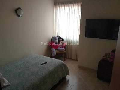 Apartamento en venta en Laureles, Medellín · foto 11 de 15