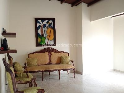 Apartamento en venta en Laureles, Medellín · foto 3 de 15