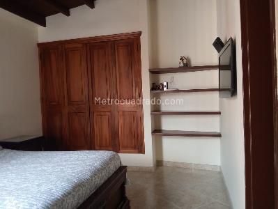 Apartamento en venta en Laureles, Medellín · foto 8 de 15