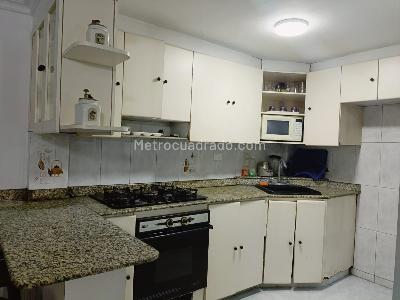 Casa de 4 alcobas en venta en Guayabal, Medellín, 135 m² · foto 6 de 16
