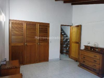 Casa de 4 alcobas en venta en Guayabal, Medellín, 135 m² · foto 9 de 16