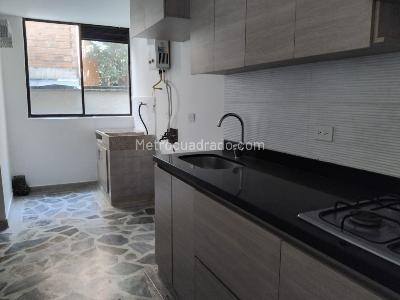 Apartamento en venta en Robledo, Medellín · foto 5 de 13