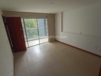 Apartamento de 3 alcobas en venta en Laureles, Medellín, 150 m² · foto 9 de 16