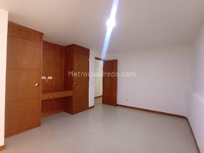 Apartamento de 3 alcobas en venta en Laureles, Medellín, 150 m² · foto 11 de 16