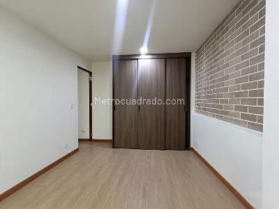 Apartamento de 3 alcobas en venta en Laureles, Medellín, 150 m² · foto 14 de 16