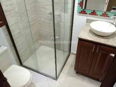 Apartamento de 3 alcobas en venta en Laureles, Medellín, 68 m² · foto 16 de 19