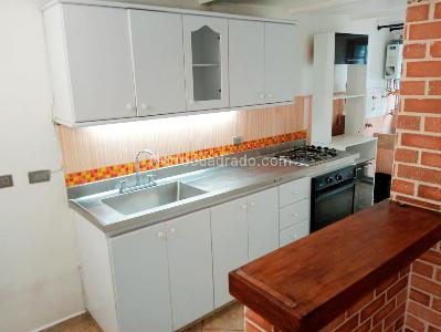 Apartamento de 3 alcobas en venta en Laureles, Medellín, 68 m² · foto 5 de 19