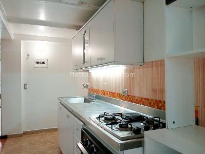 Apartamento de 3 alcobas en venta en Laureles, Medellín, 68 m² · foto 7 de 19