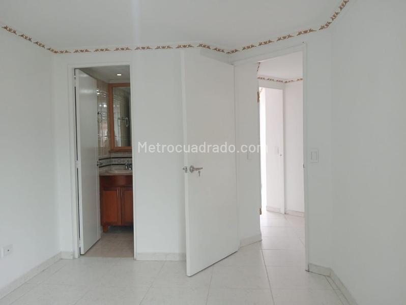 3BR Exterior Apartment for Rent in Laureles - 9