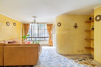 Apartamento de 3 alcobas en venta en Laureles, Medellín, 110 m² · foto 3 de 20