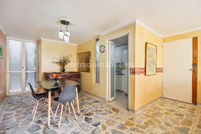 Apartamento de 3 alcobas en venta en Laureles, Medellín, 110 m² · foto 4 de 20