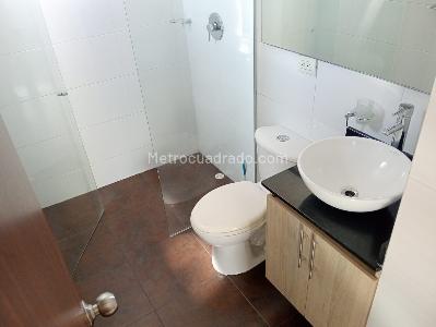 Apartamento de 3 alcobas en venta en Laureles, Medellín, 104 m² · foto 16 de 18