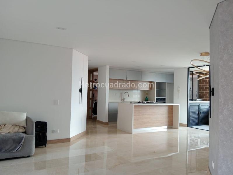 Apartamento en Arriendo, LAURELES, Medellín – pohled 3