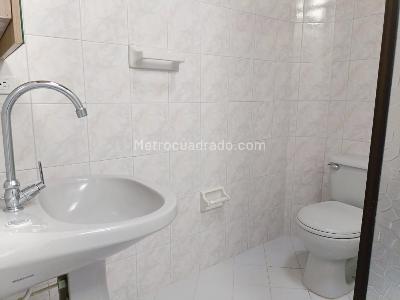 Apartamento en arriendo en Belen, Medellín · foto 14 de 16