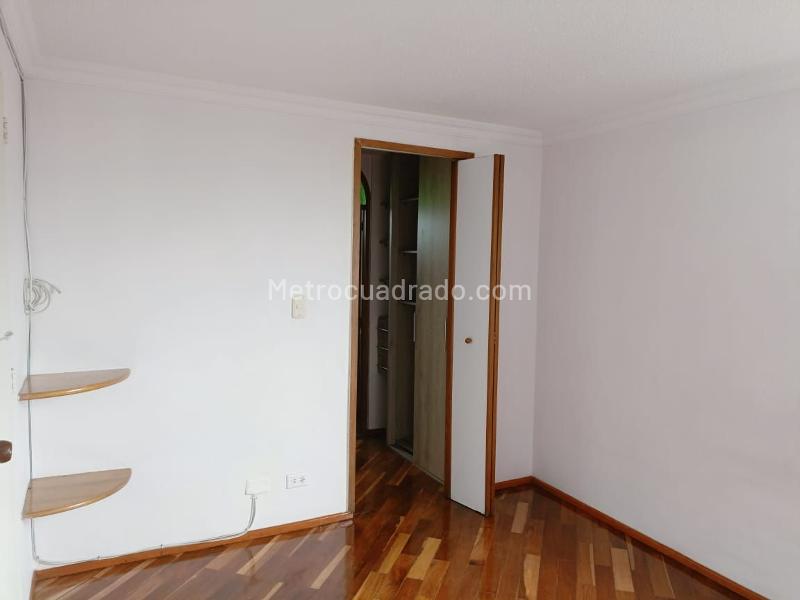 2BR Apartment with Balcony in Belen (Gated Unit) - 9