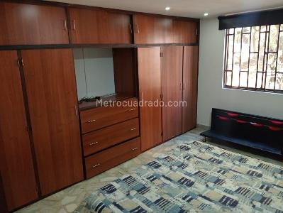 Apartamento en venta en Laureles, Medellín · foto 12 de 18