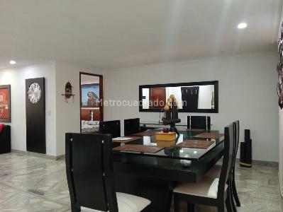 Apartamento de 3 alcobas en venta en Laureles, Medellín, 126 m² · foto 5 de 18