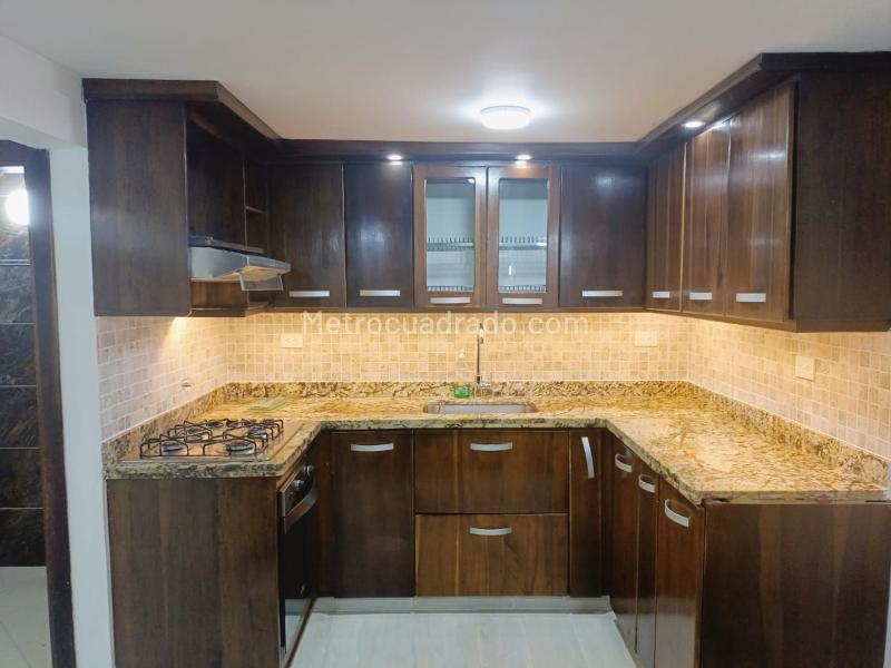 Casa Amplia de 5 Alcobas en Belén - 3