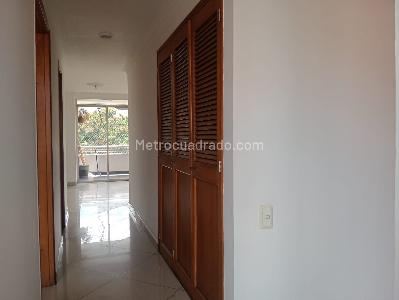 Apartamento de 3 alcobas en arriendo en Laureles, Medellín, 120 m² · foto 12 de 15