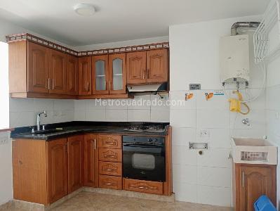 Apartamento de 3 alcobas en arriendo en Laureles, Medellín, 120 m² · foto 6 de 15