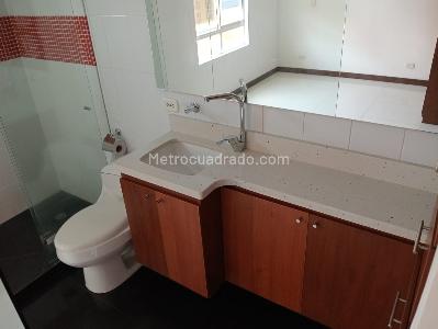 Apartamento de 2 alcobas en venta en Laureles, Medellín, 70 m² · foto 16 de 18