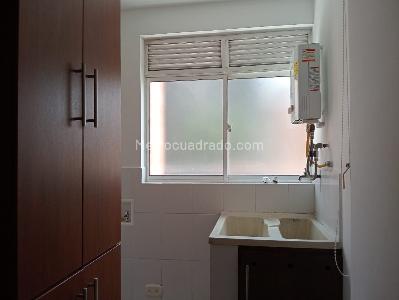 Apartamento de 2 alcobas en venta en Laureles, Medellín, 70 m² · foto 17 de 18