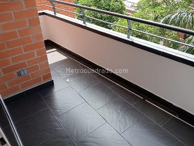 Apartamento de 2 alcobas en venta en Laureles, Medellín, 70 m² · foto 18 de 18
